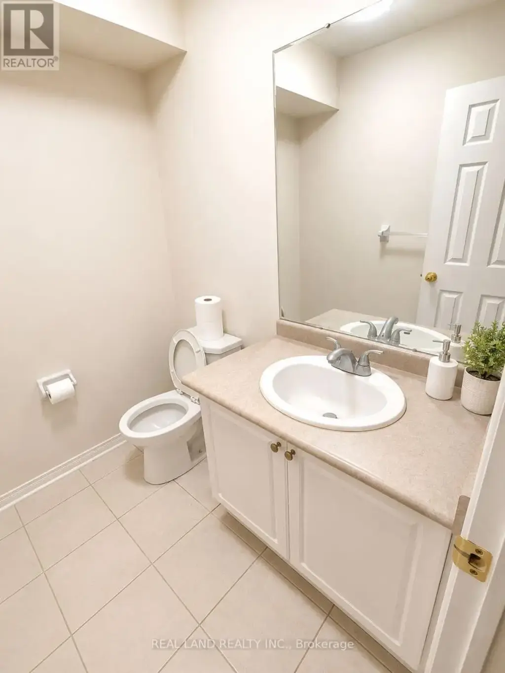 188 Bantry Avenue, Richmond Hill (Langstaff)