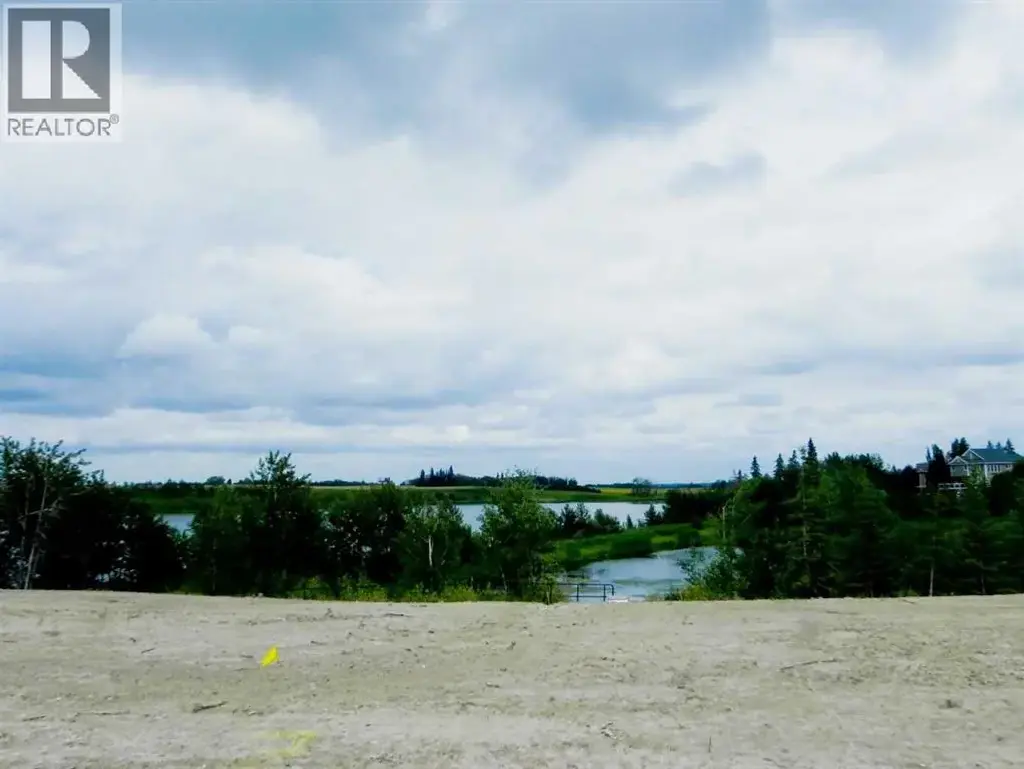 2 Henner's Place, Lacombe