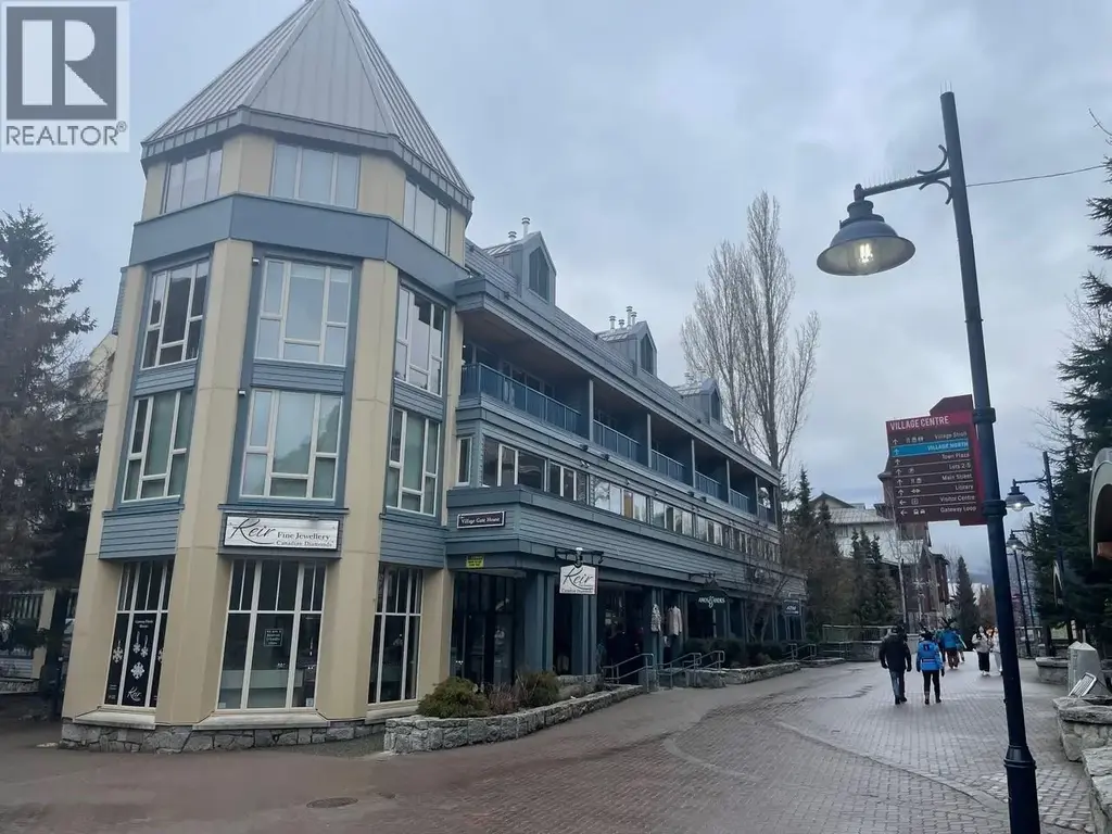 310 Week 1-4321 Village Gate Boulevard, Whistler