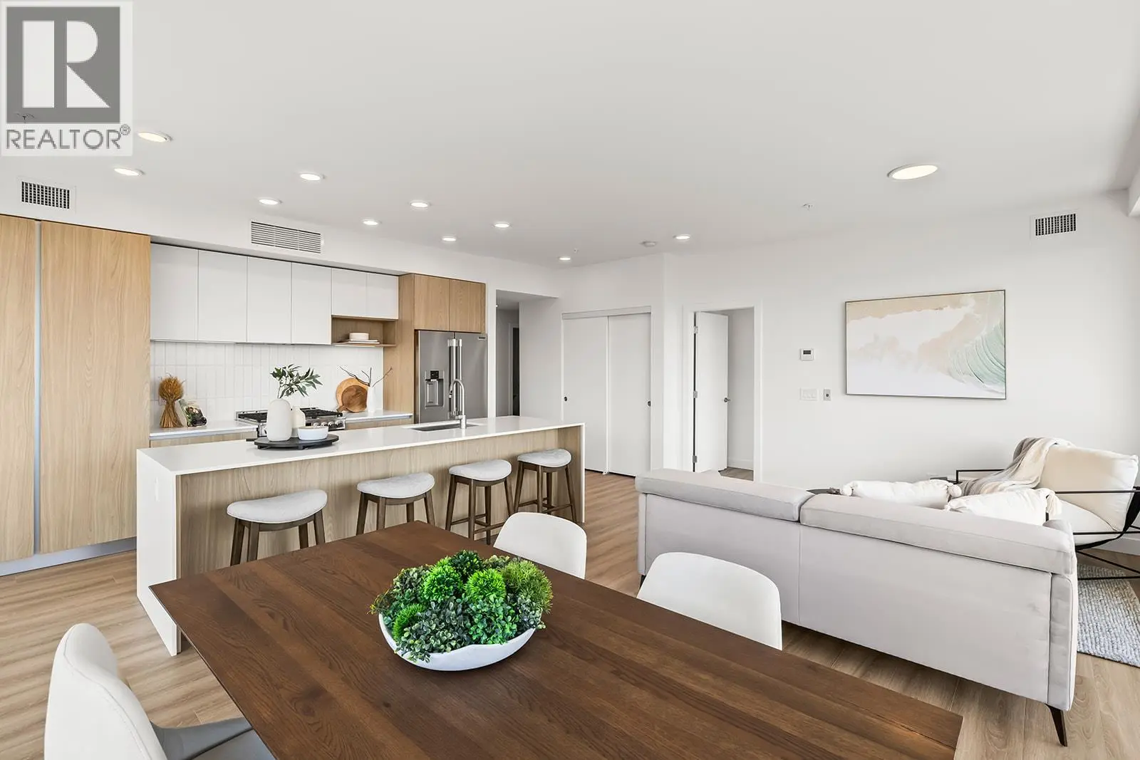 2780 Olalla Road Unit# 404. West Kelowna, British Columbia