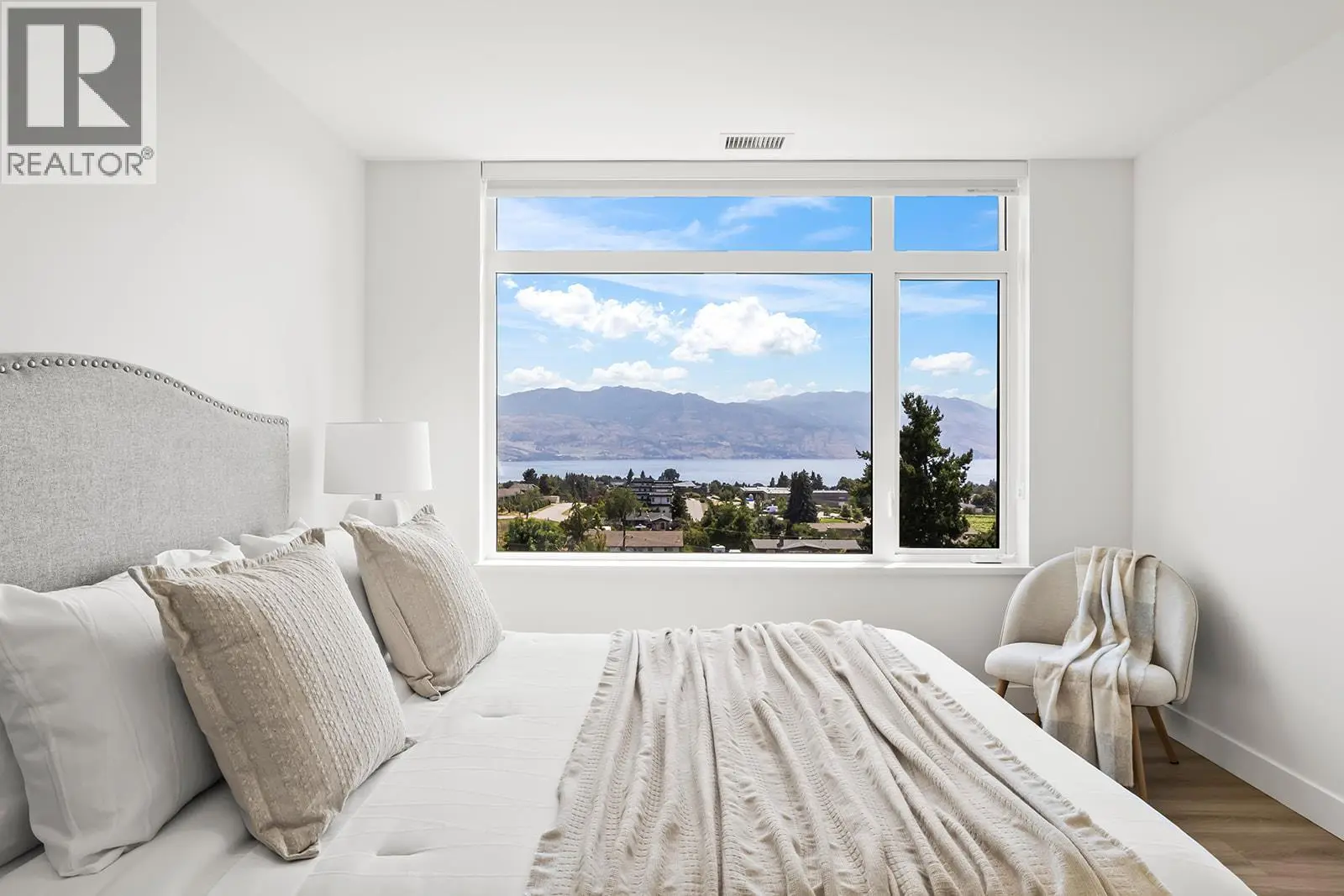 2780 Olalla Road Unit# 404. West Kelowna, British Columbia