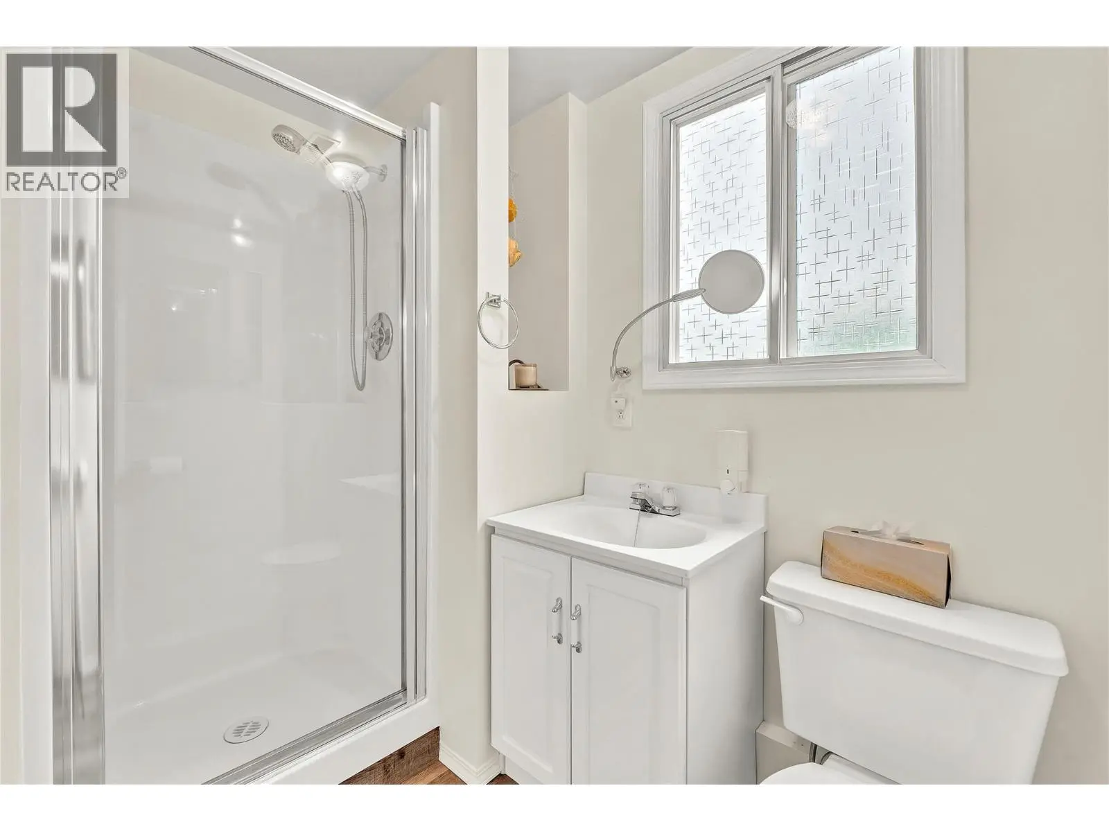 2887 Aberdeen Road. West Kelowna, British Columbia