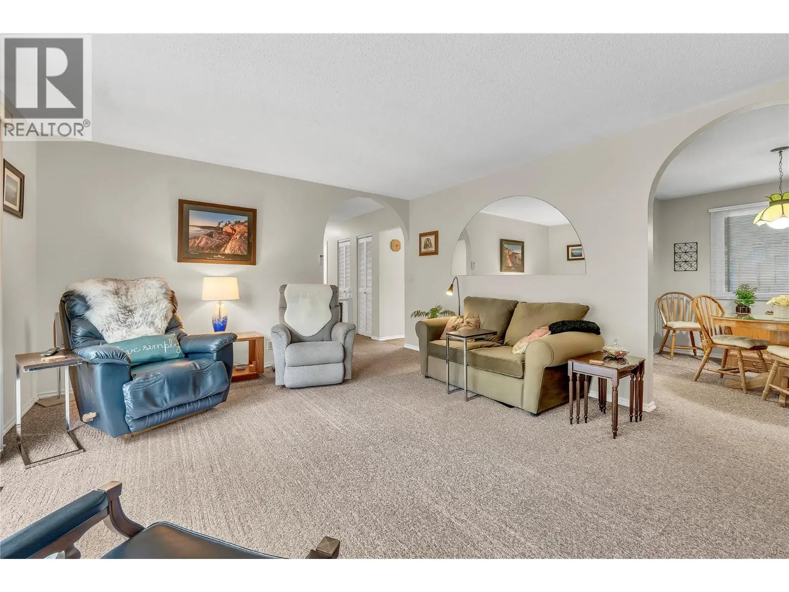 2887 Aberdeen Road. West Kelowna, British Columbia