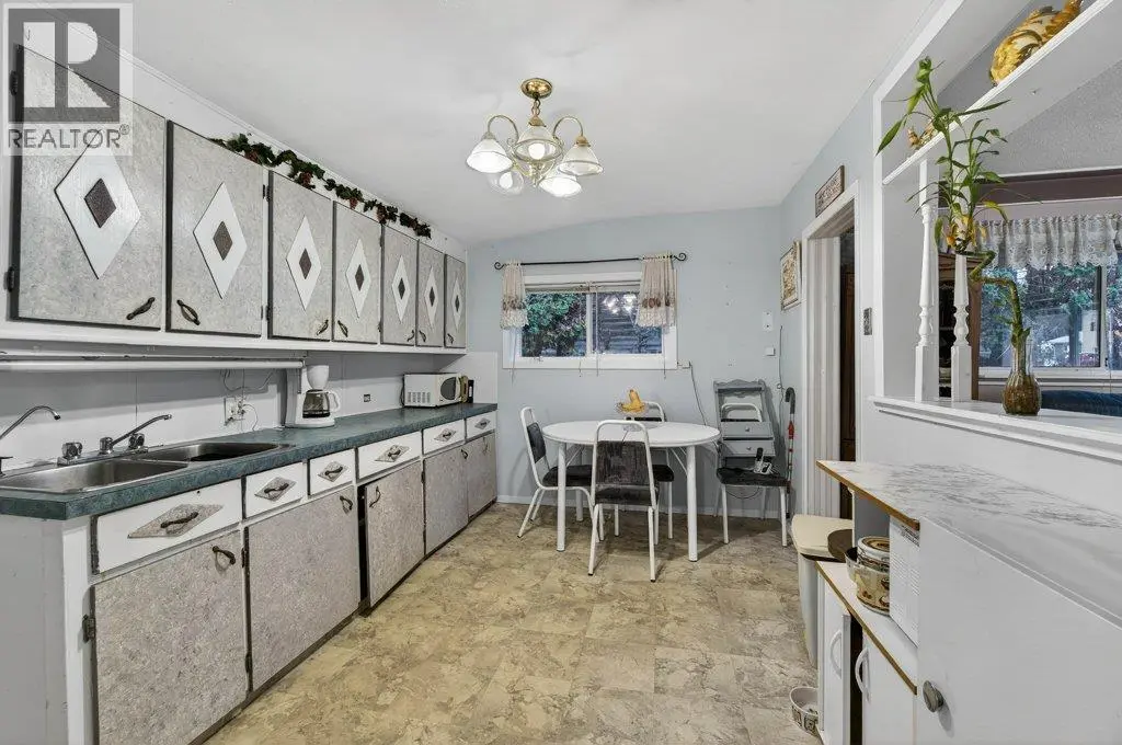 7331 52 Street Ne. Salmon Arm, British Columbia