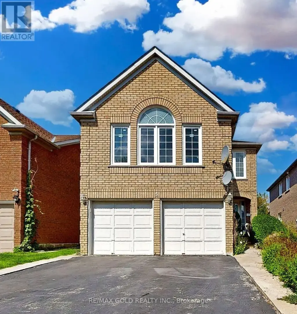 5 Rangeland Road, Brampton (Sandringham-Wellington)