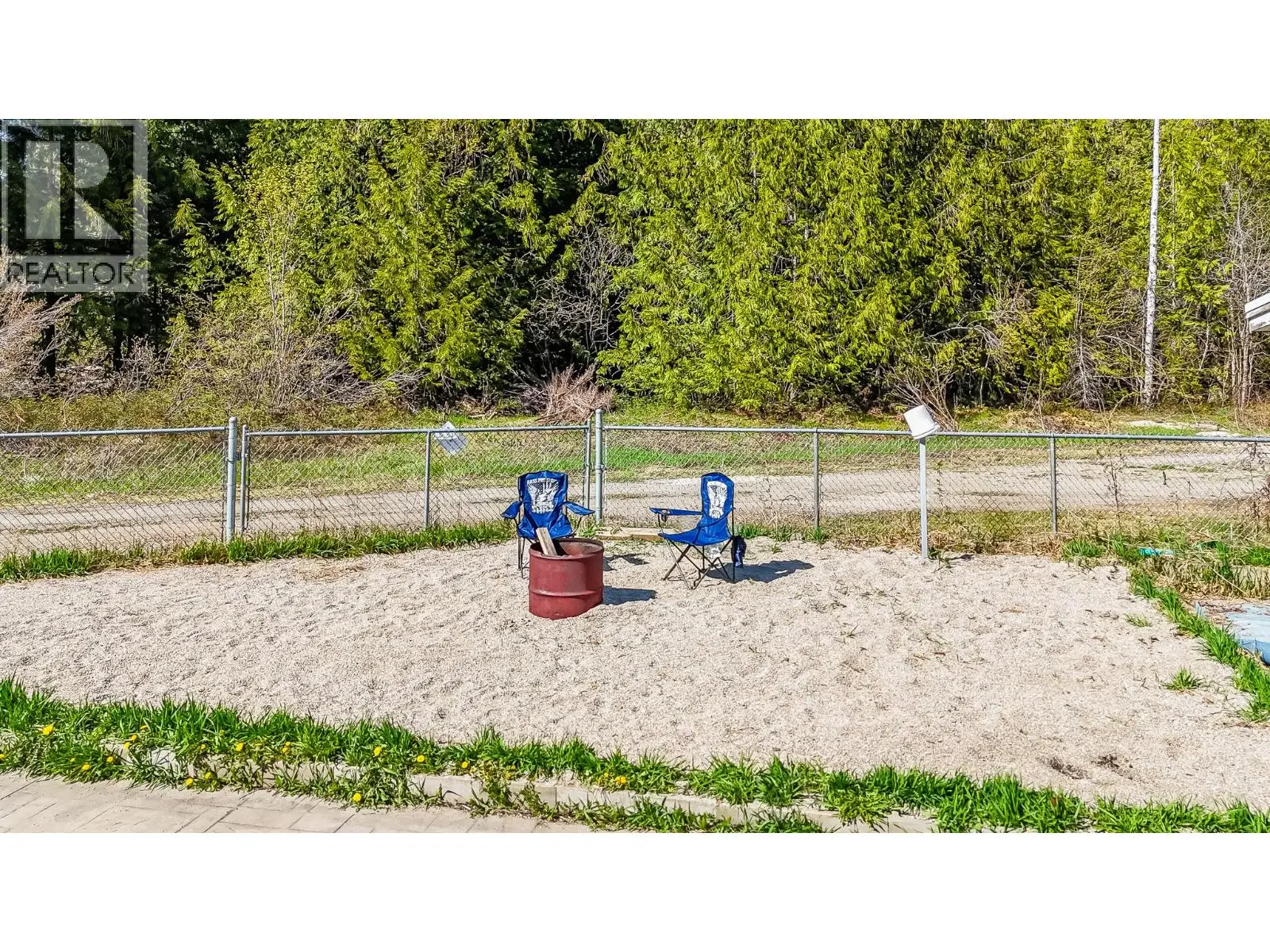 1740 Illecillewaet Road. Revelstoke, British Columbia