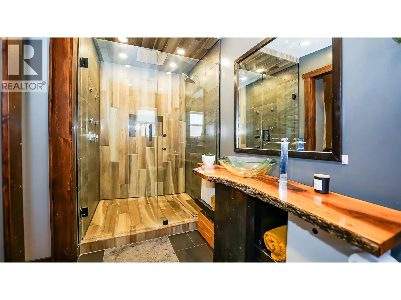 1740 Illecillewaet Road. Revelstoke, British Columbia