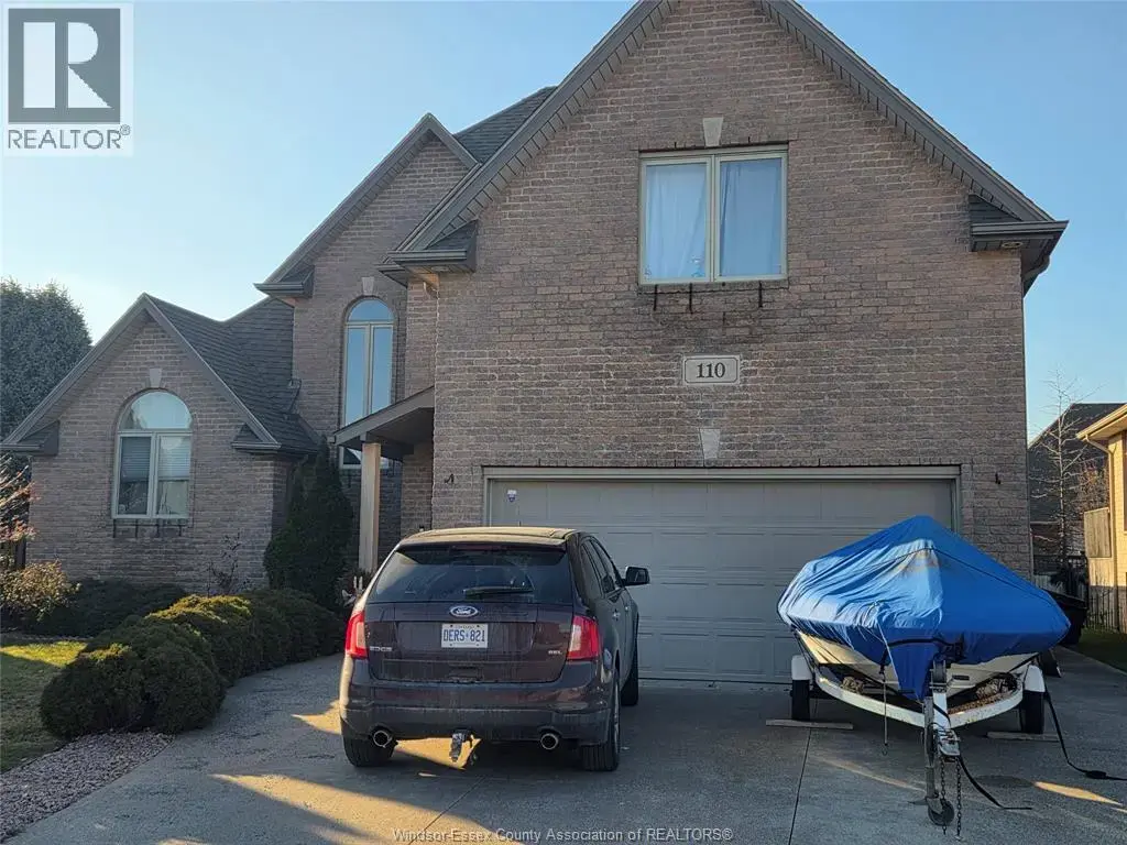 110 Sylvano Crescent, Lakeshore
