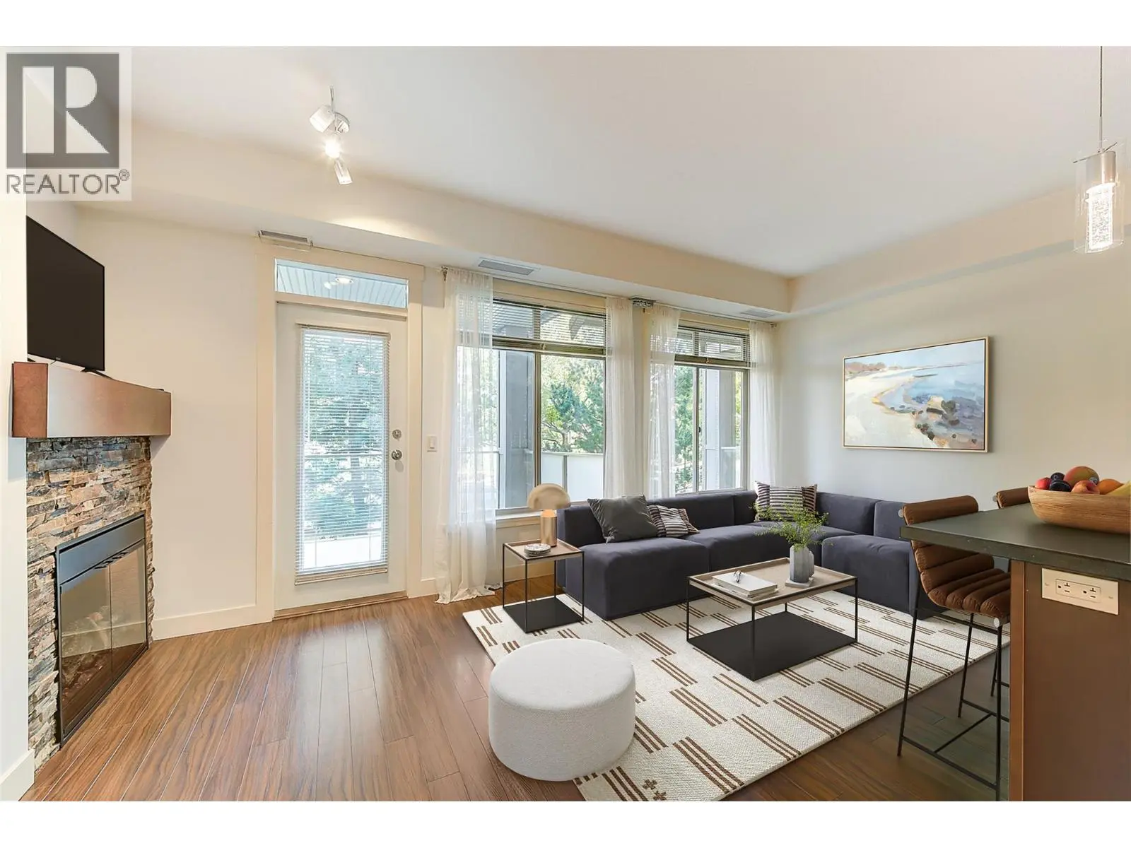 Photo of Listing #10372609