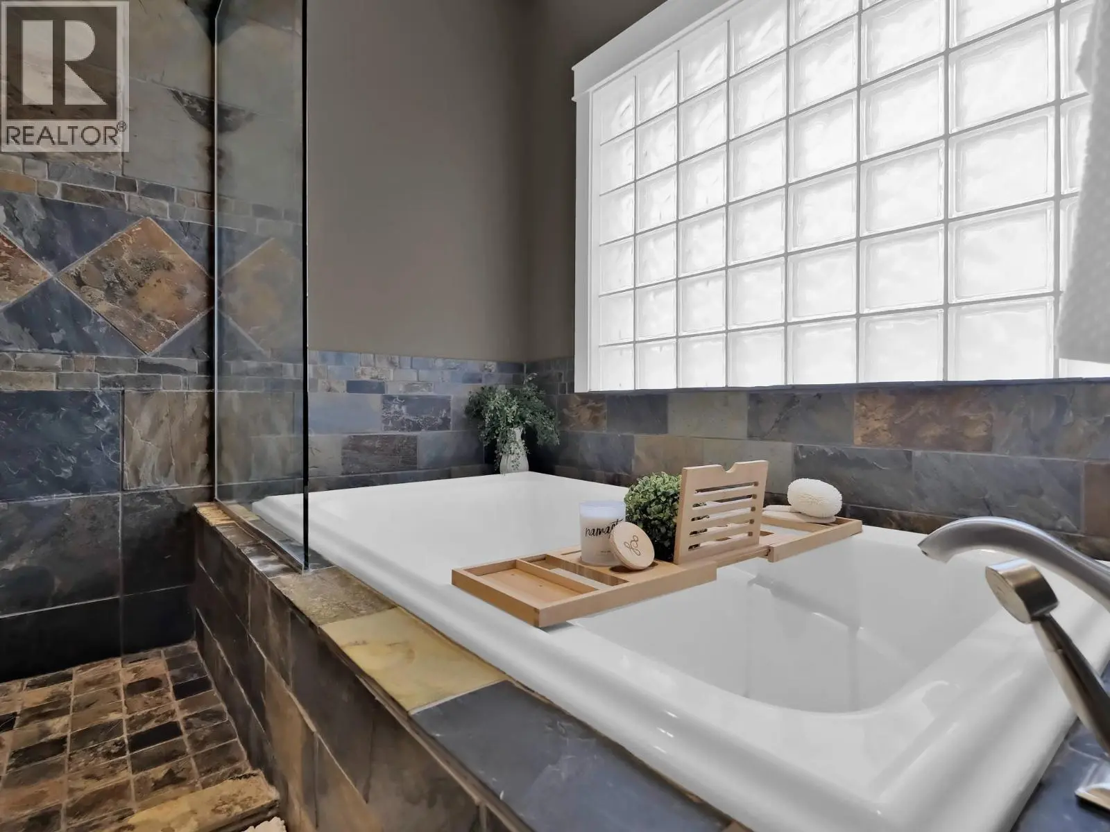 162 Vancouver Place. Penticton, British Columbia
