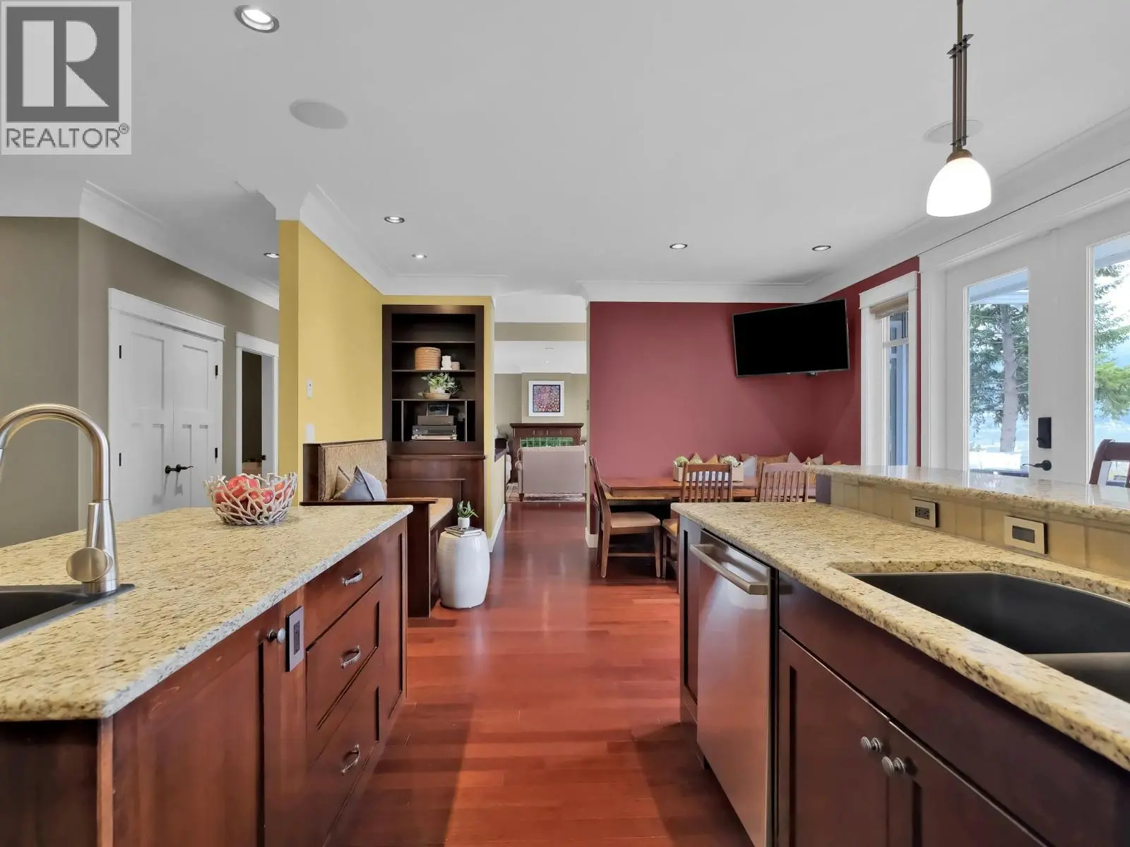 162 Vancouver Place. Penticton, British Columbia