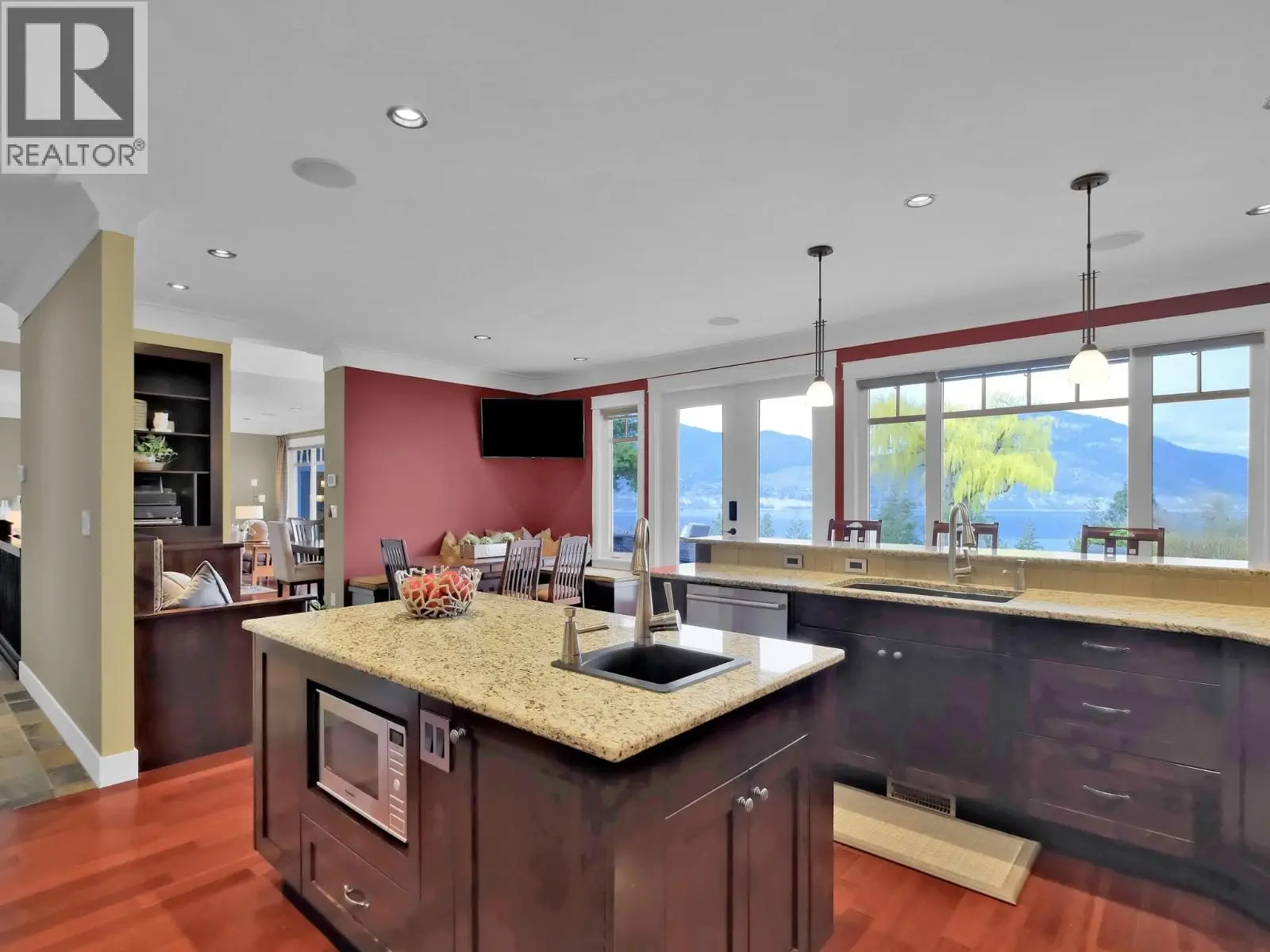 162 Vancouver Place. Penticton, British Columbia