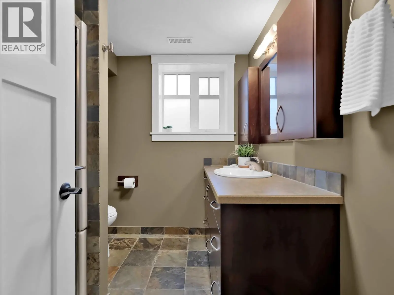 162 Vancouver Place. Penticton, British Columbia