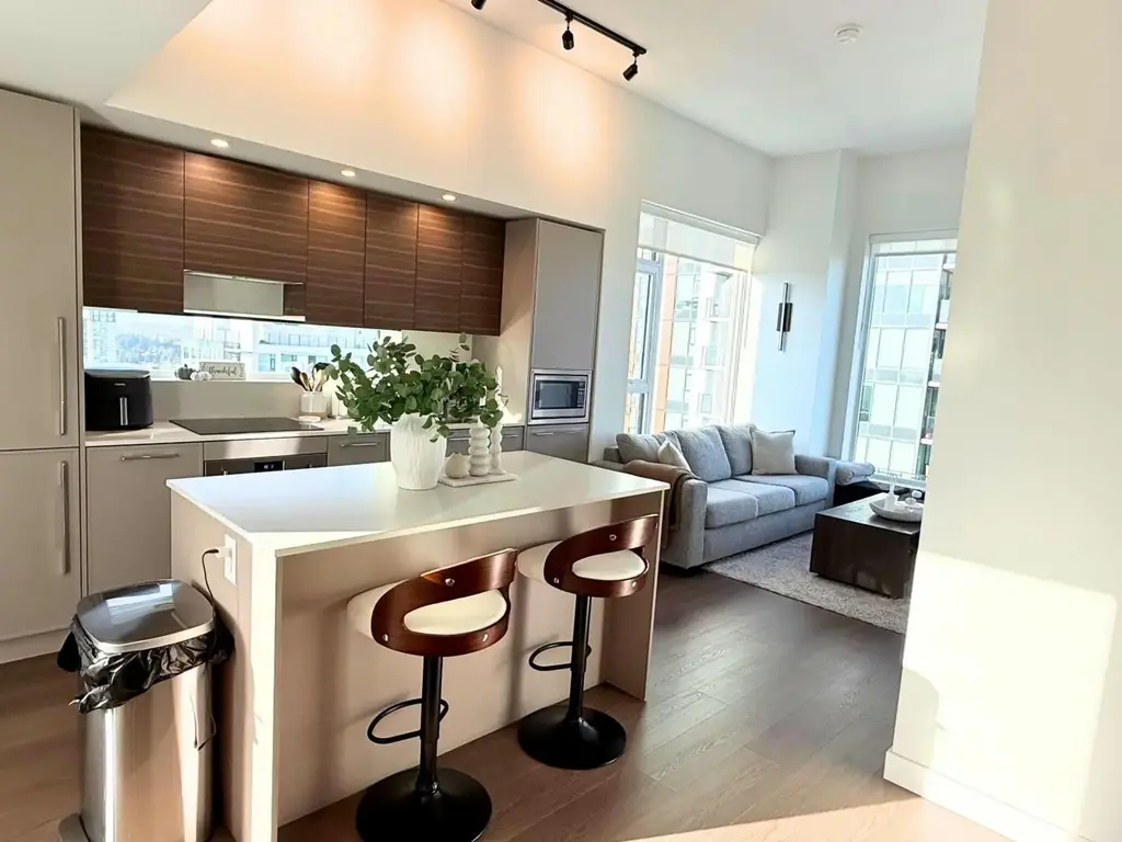 3304 13745 George Junction Street, Surrey