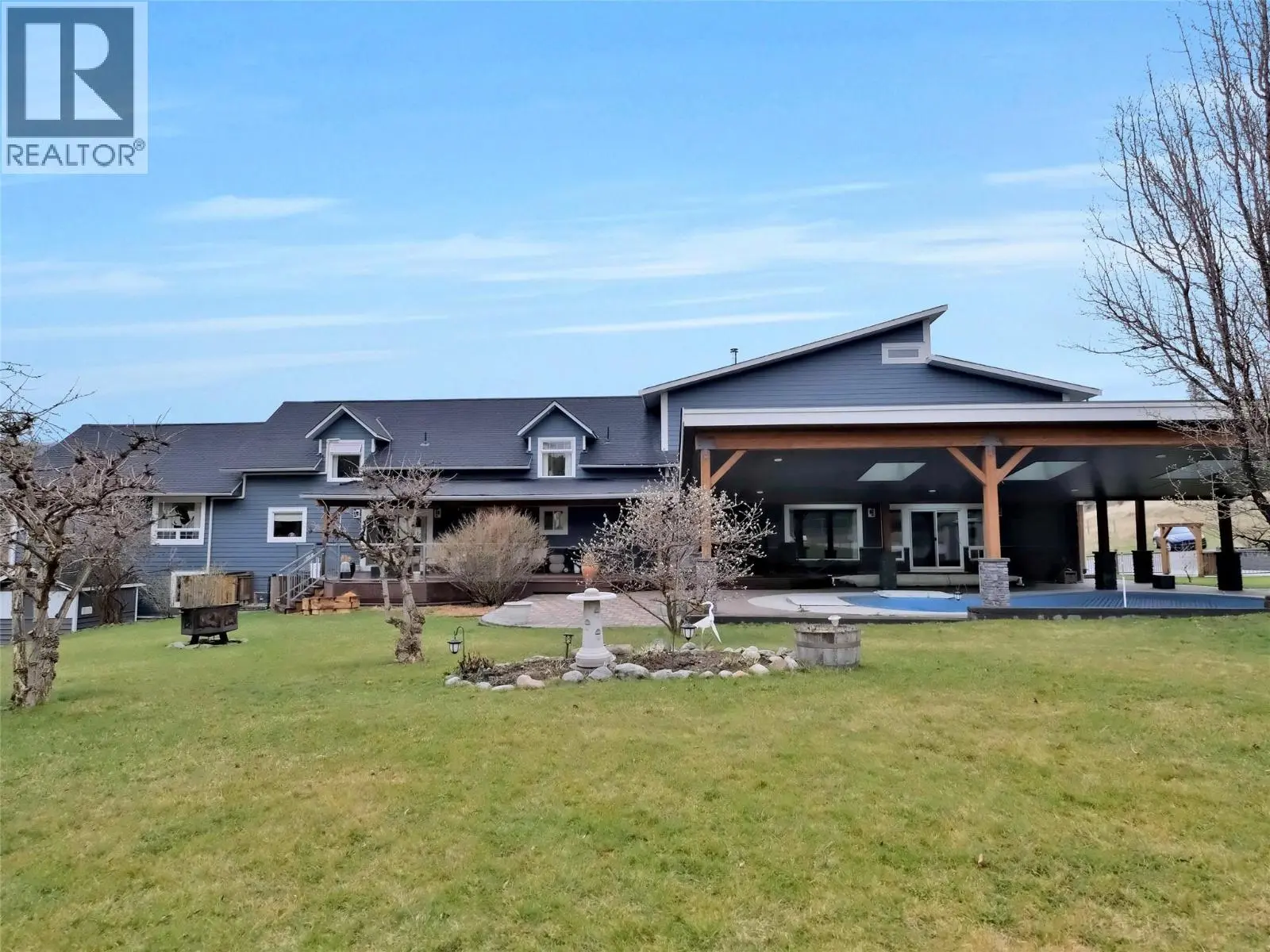 9801/9809 Gould Avenue. Summerland, British Columbia