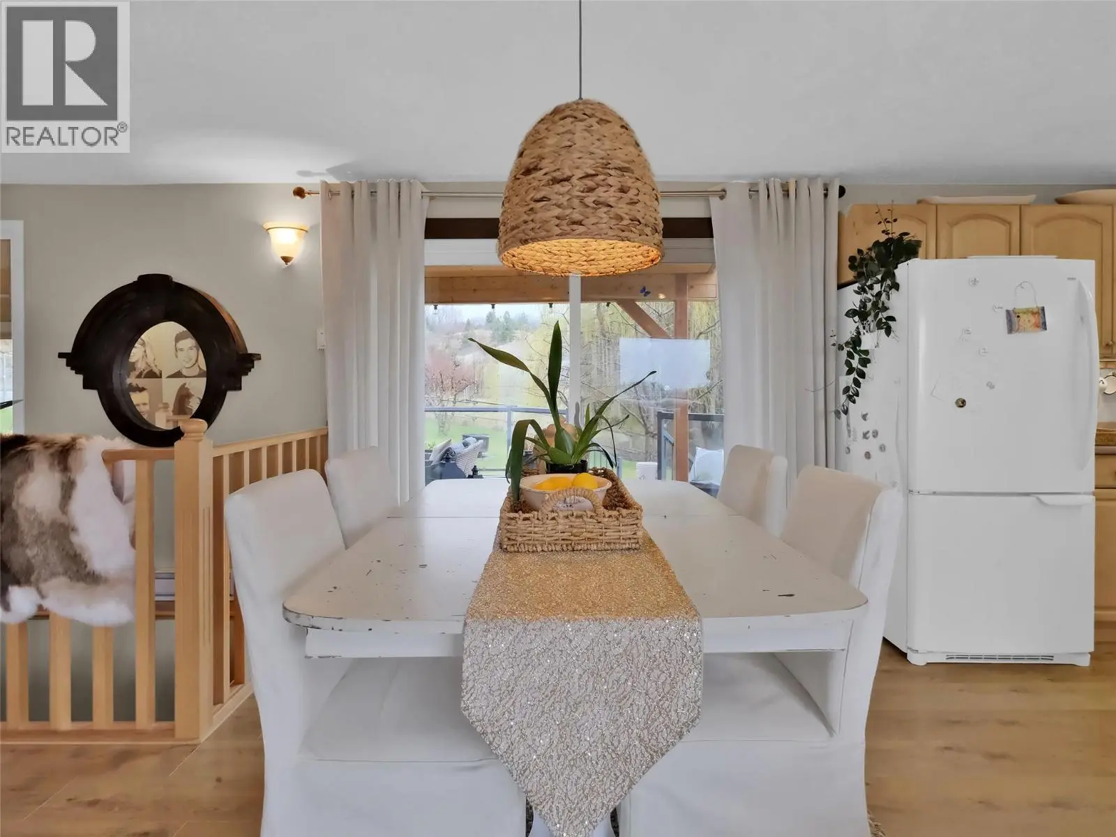 9801/9809 Gould Avenue. Summerland, British Columbia