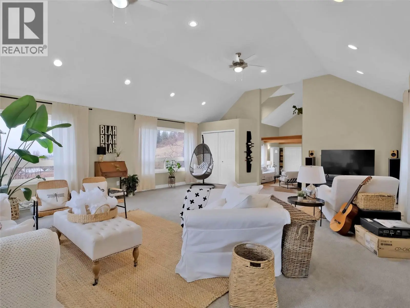 9801/9809 Gould Avenue. Summerland, British Columbia