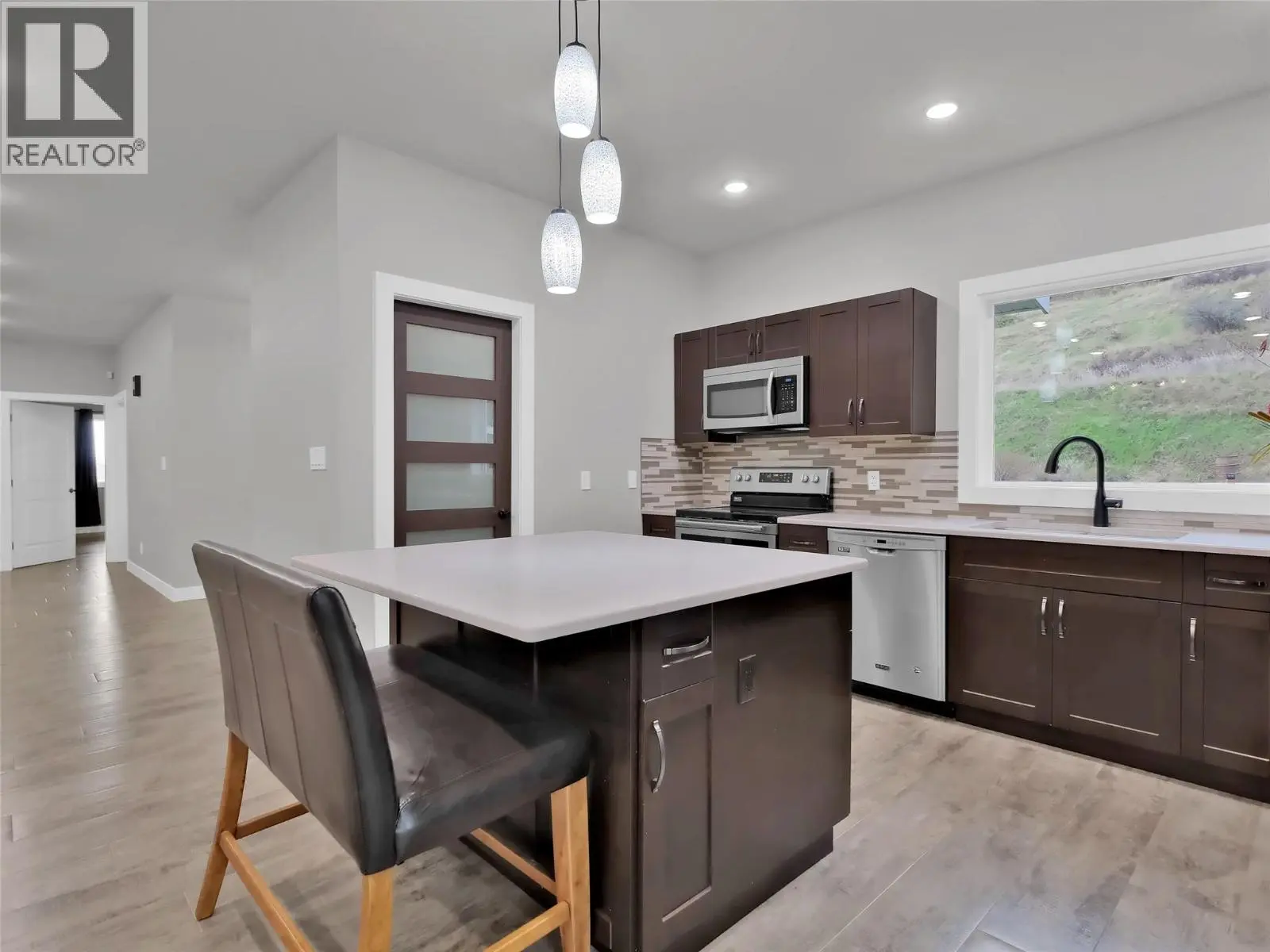 9801/9809 Gould Avenue. Summerland, British Columbia