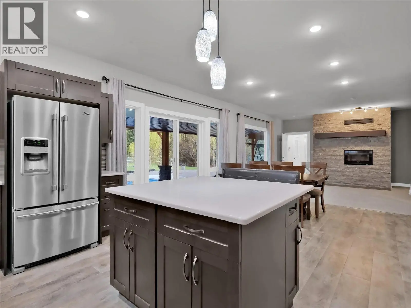 9801/9809 Gould Avenue. Summerland, British Columbia