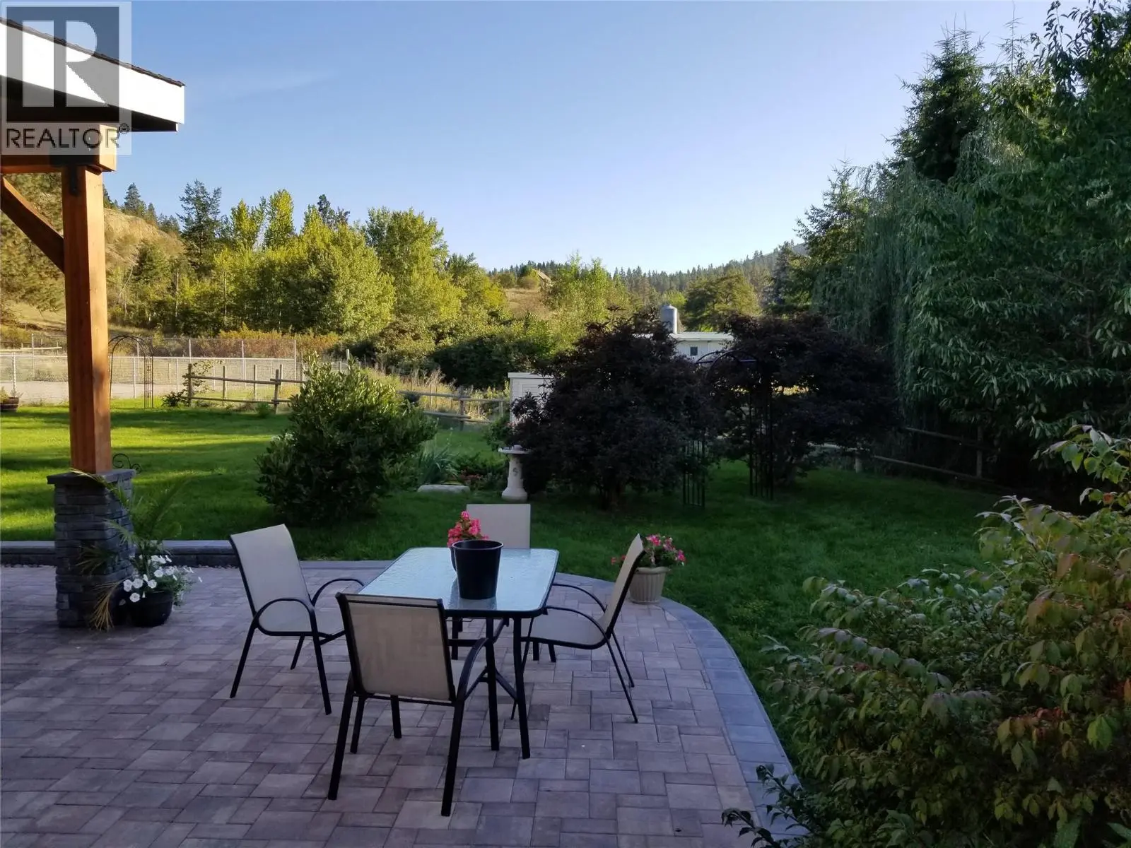 9801/9809 Gould Avenue. Summerland, British Columbia