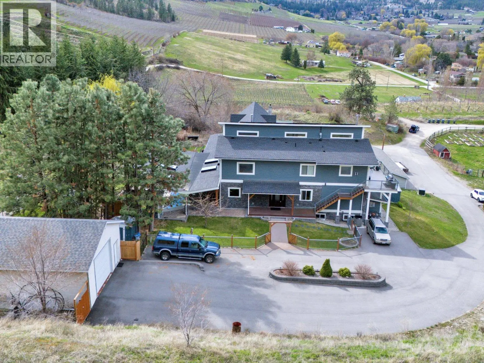 9801/9809 Gould Avenue. Summerland, British Columbia