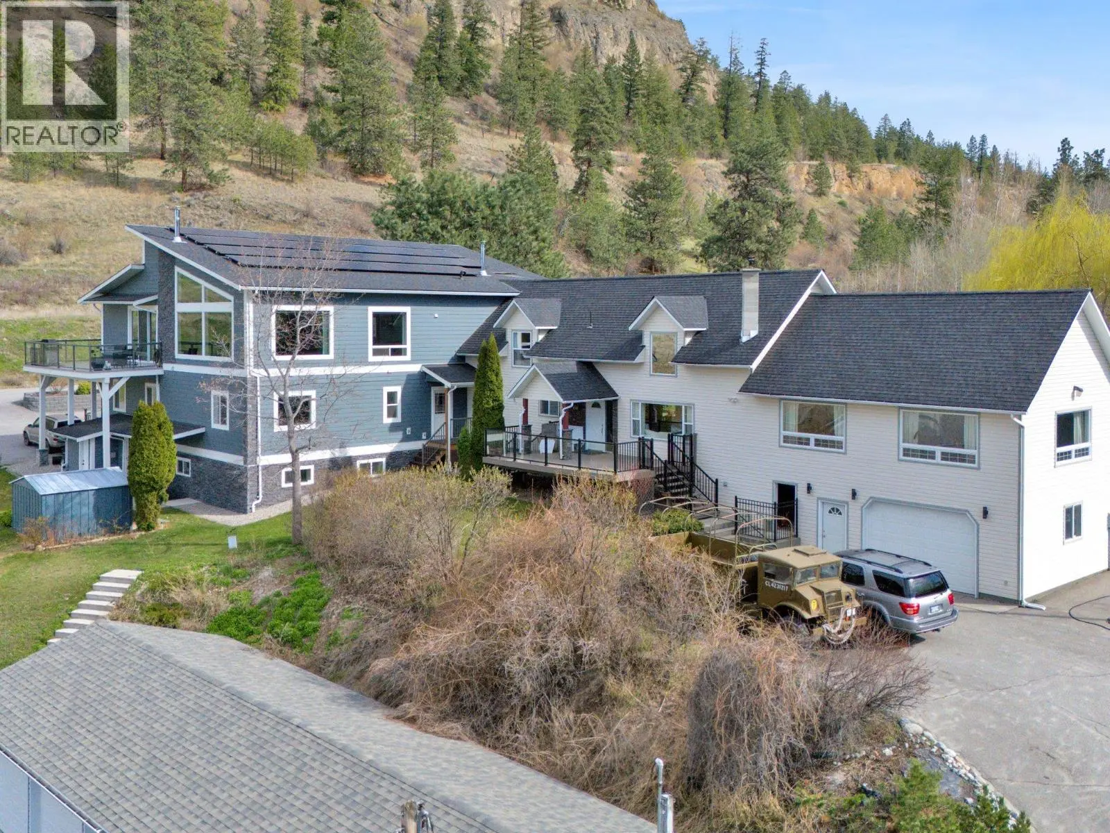 9801/9809 Gould Avenue. Summerland, British Columbia
