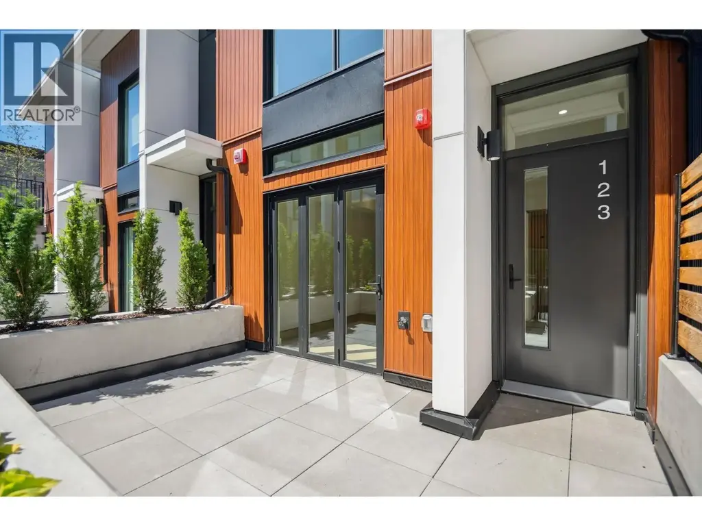 123 725 W 49 Avenue, Vancouver