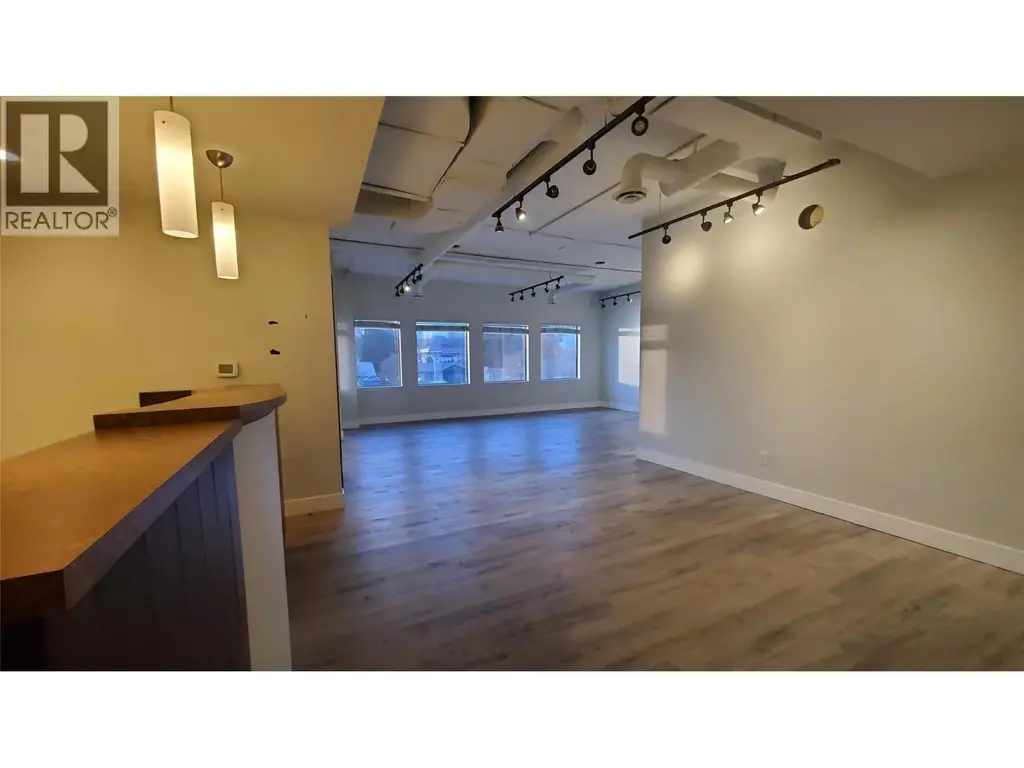 1740 Gordon Drive Unit# 204, Kelowna