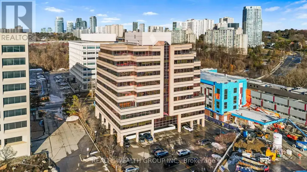 Penthouse - 255 Duncan Mill Road, Toronto (St. Andrew-Windfields)