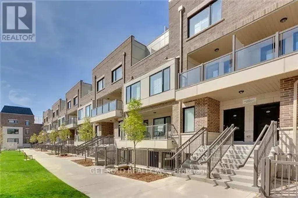 421 - 8 Drummond Street, Toronto (Mimico)
