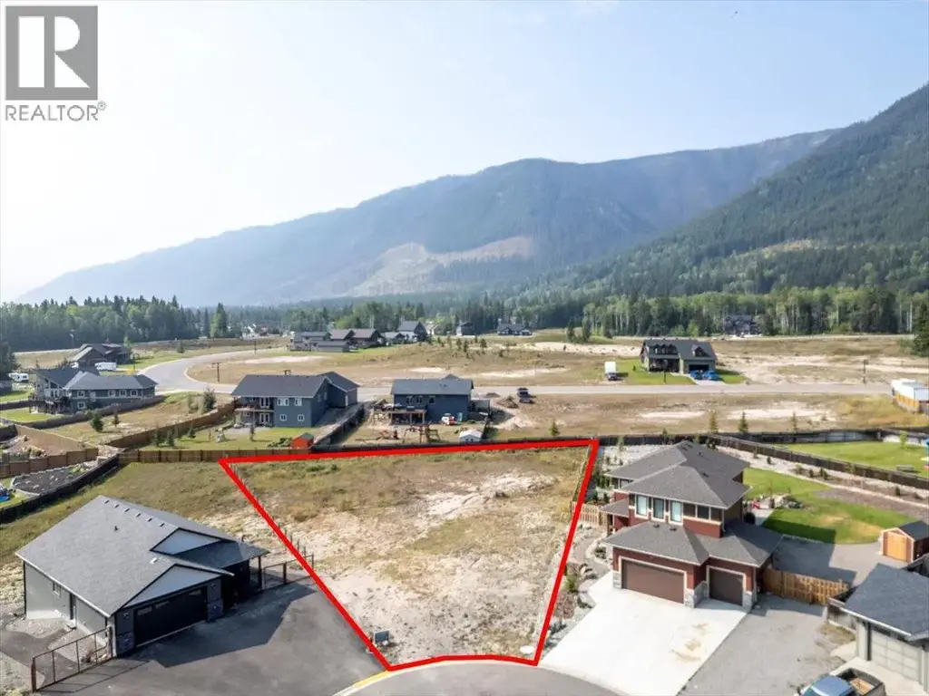 2405 Osprey Court, Sparwood