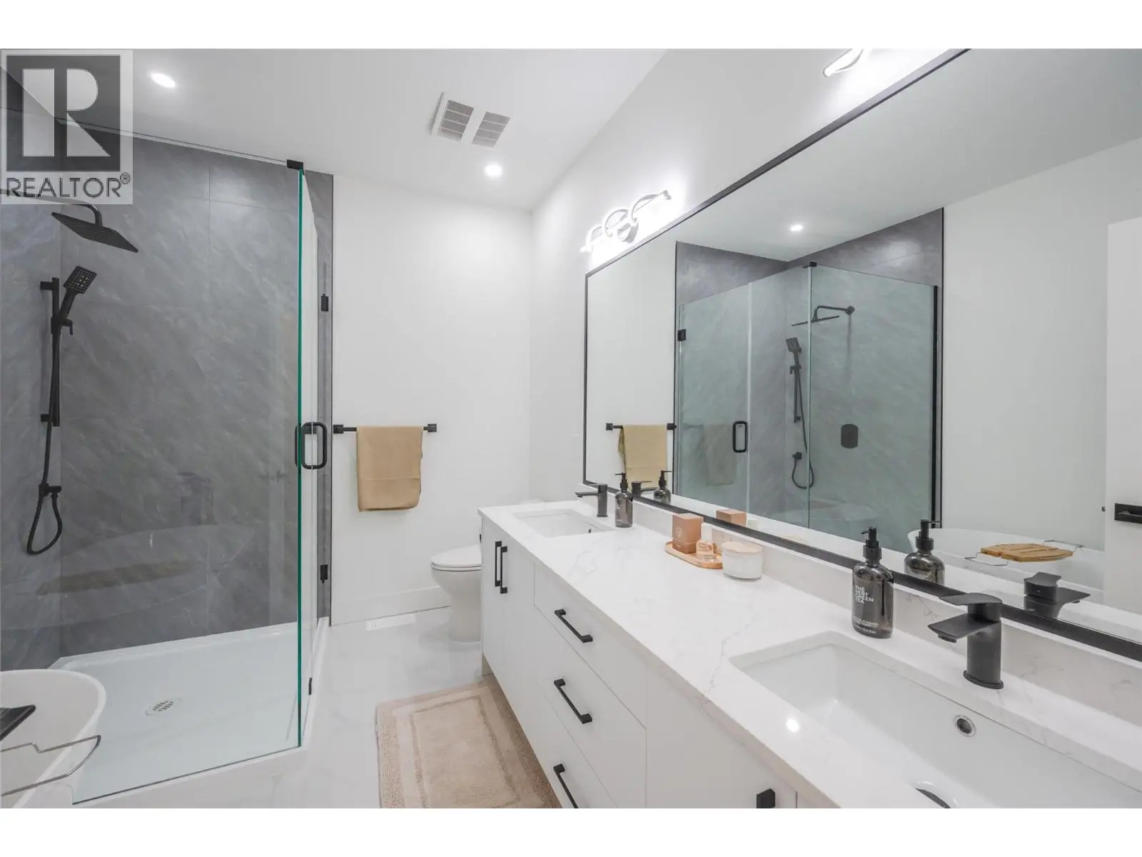 194 Maple Place Unit# 4. Oliver, British Columbia