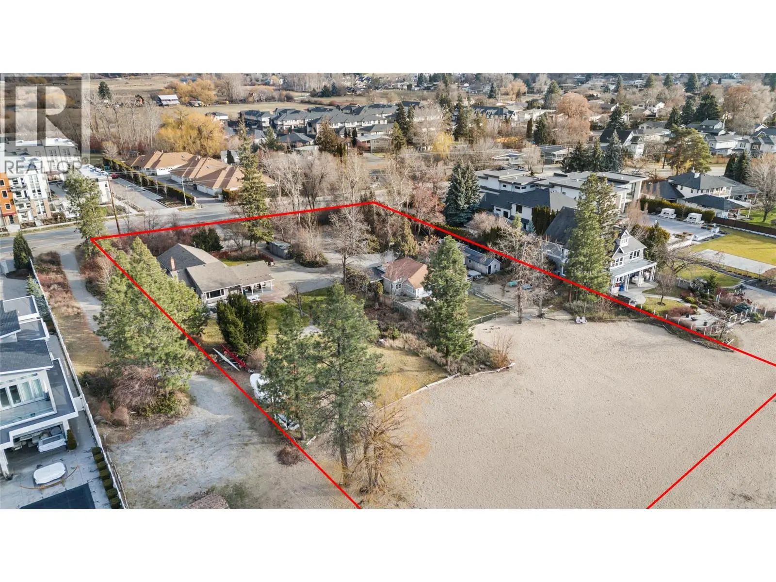 4158 Lakeshore Road. Kelowna, British Columbia