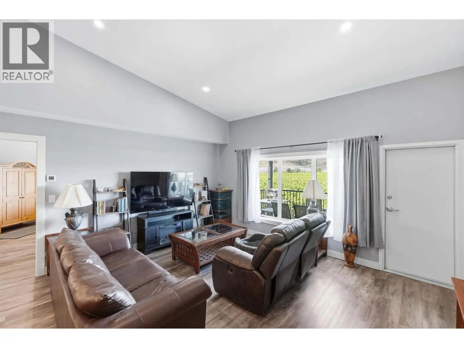 32 Empire Street Unit# 4. Osoyoos, British Columbia