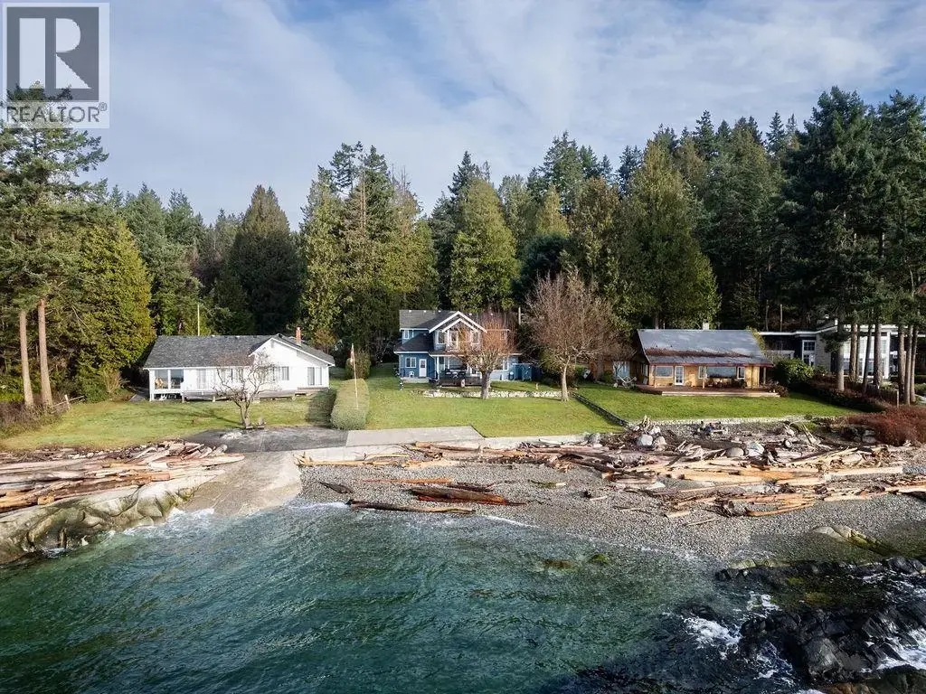 1537 Mccullough Road, Sechelt