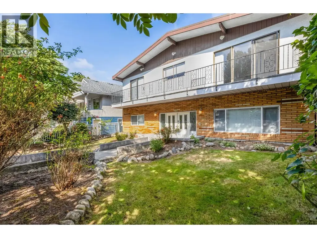 651 E 17th Avenue, Vancouver