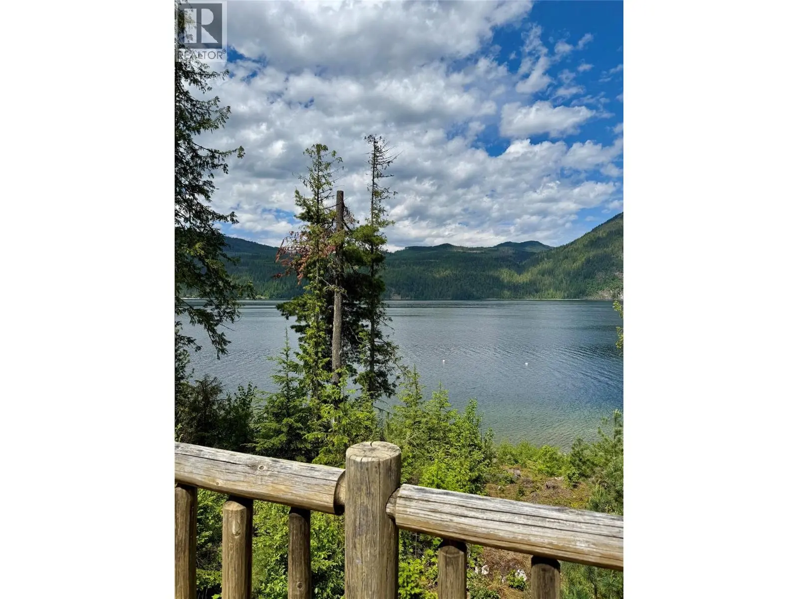Lot 4 Pete Martin Bay. Sicamous, British Columbia