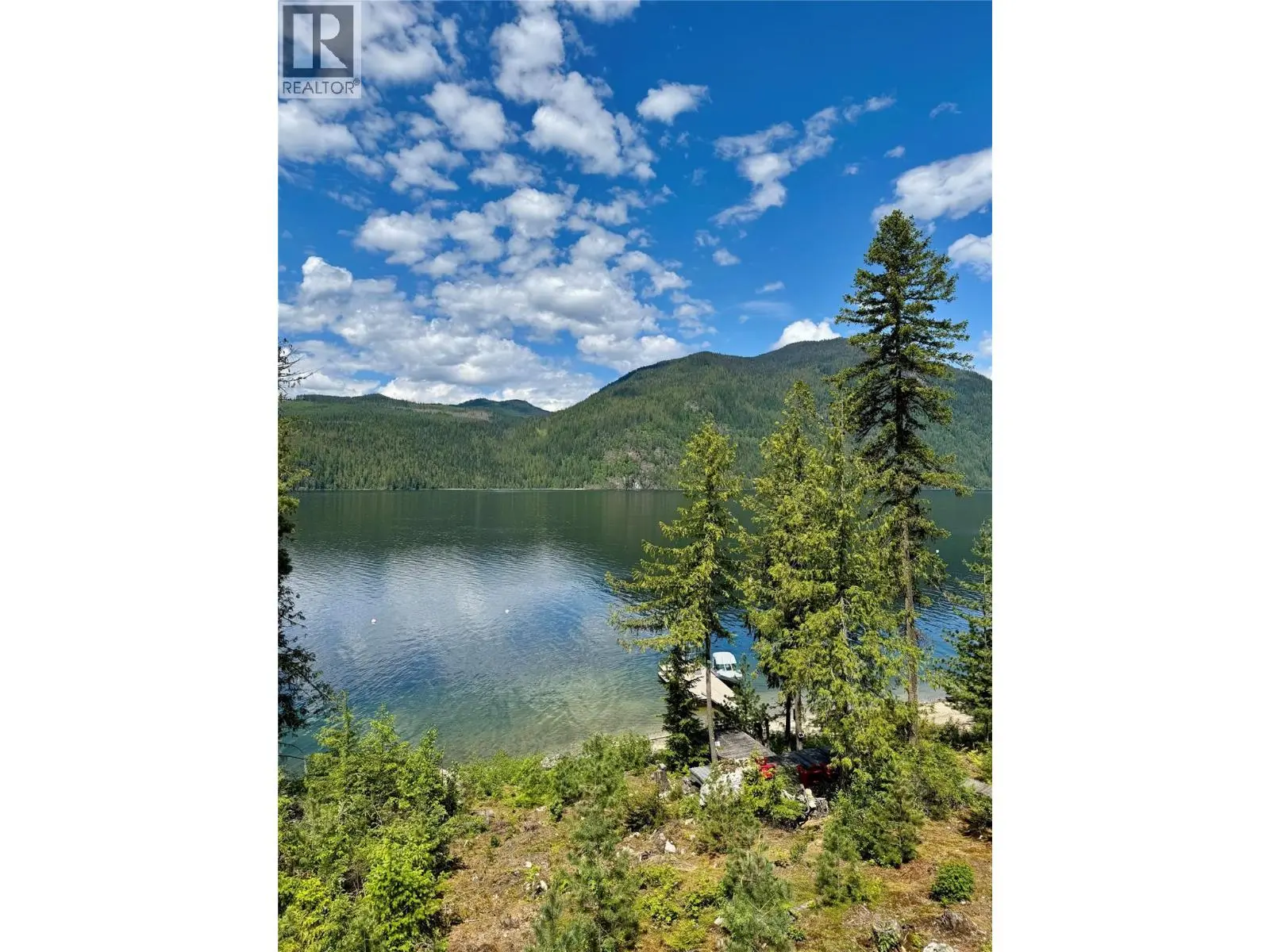 Lot 4 Pete Martin Bay. Sicamous, British Columbia