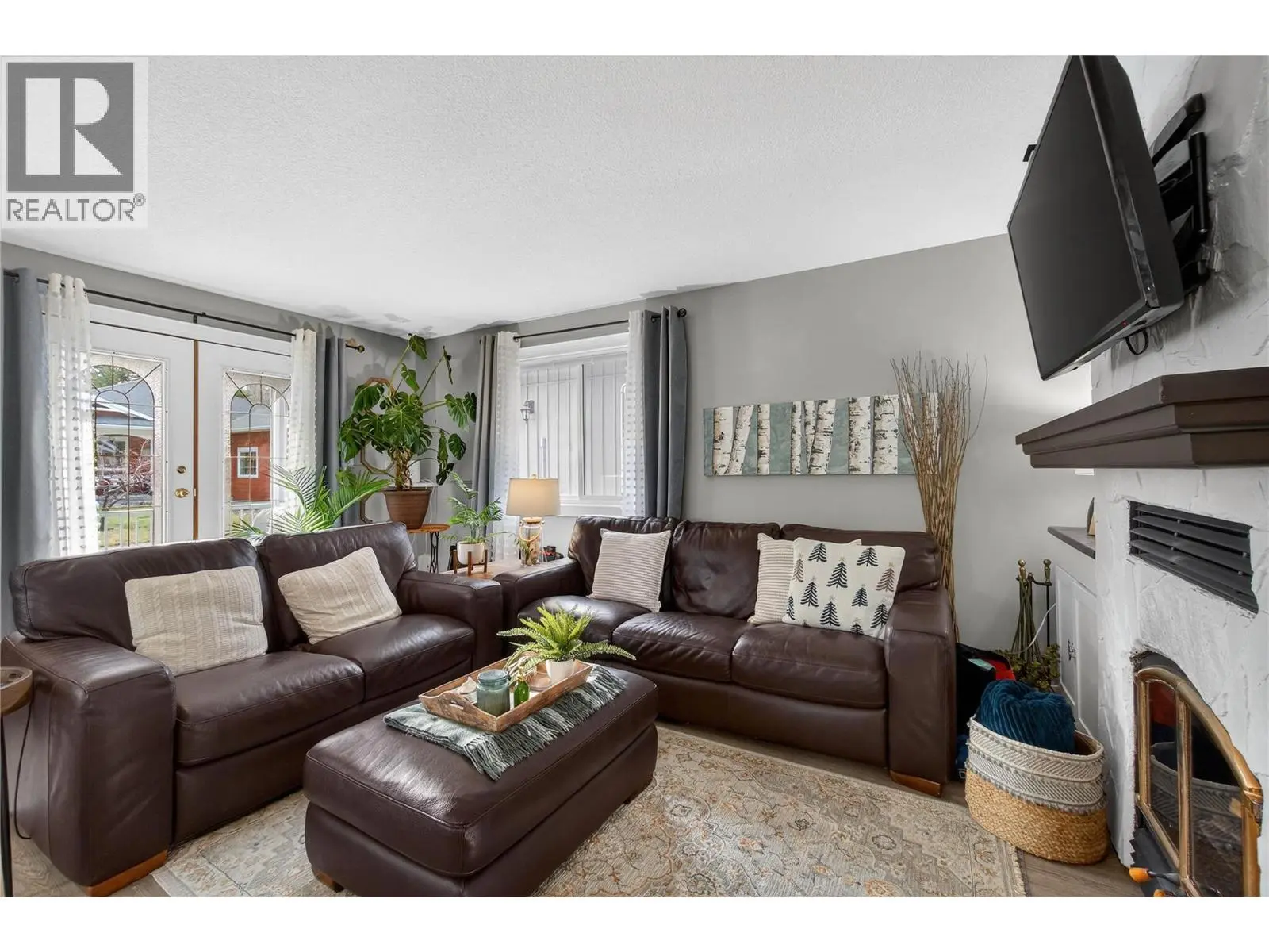 206 Falcon Avenue. Vernon, British Columbia
