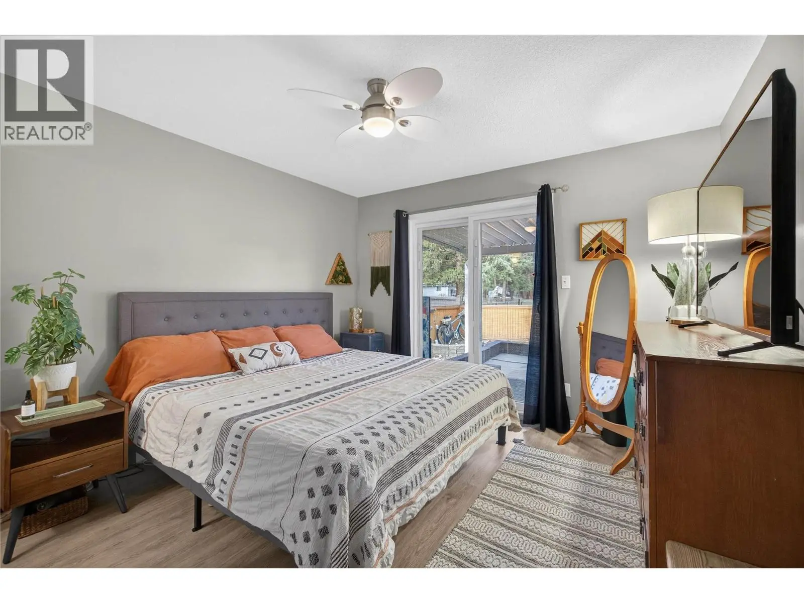 206 Falcon Avenue. Vernon, British Columbia