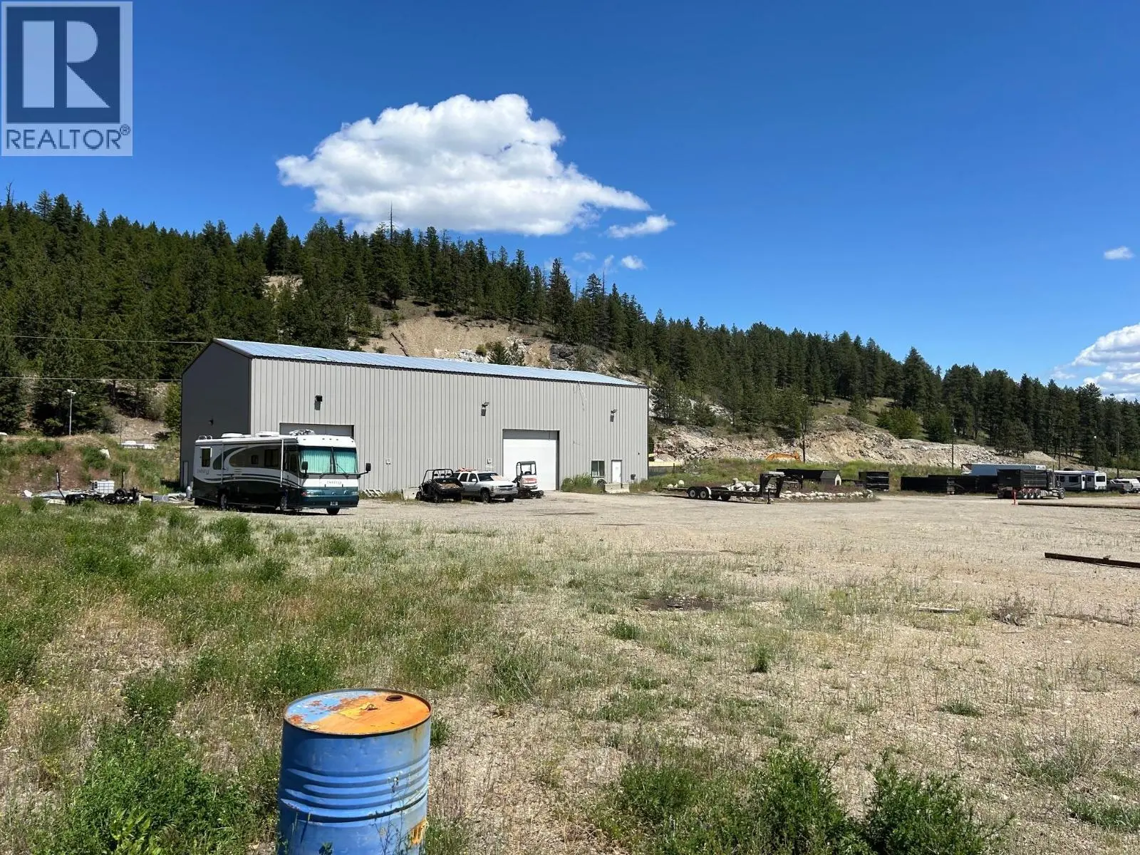 5460 Mcdougald Road. Peachland, British Columbia