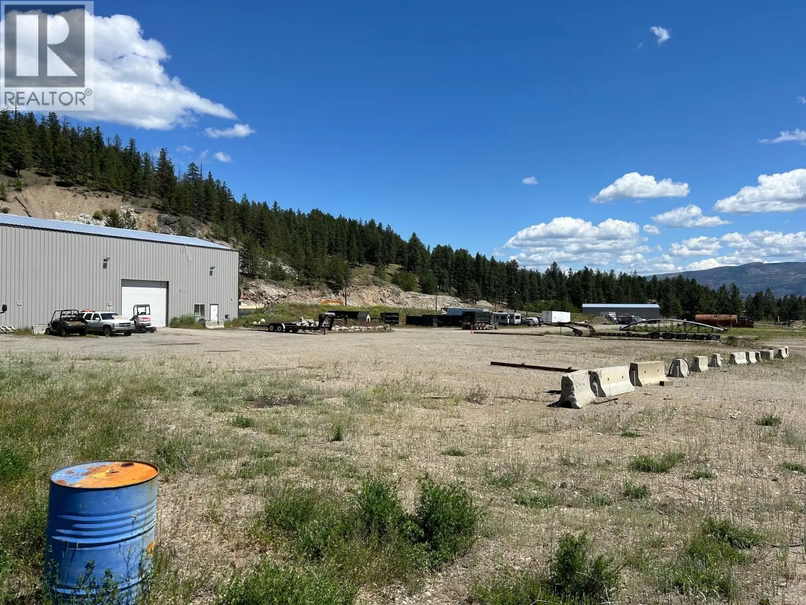 5460 Mcdougald Road. Peachland, British Columbia