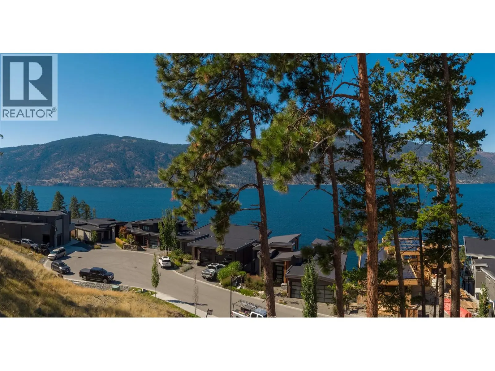 3340 Black Pine Lane. Kelowna, British Columbia