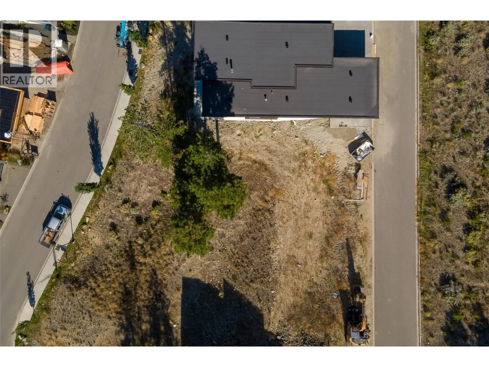 3340 Black Pine Lane. Kelowna, British Columbia