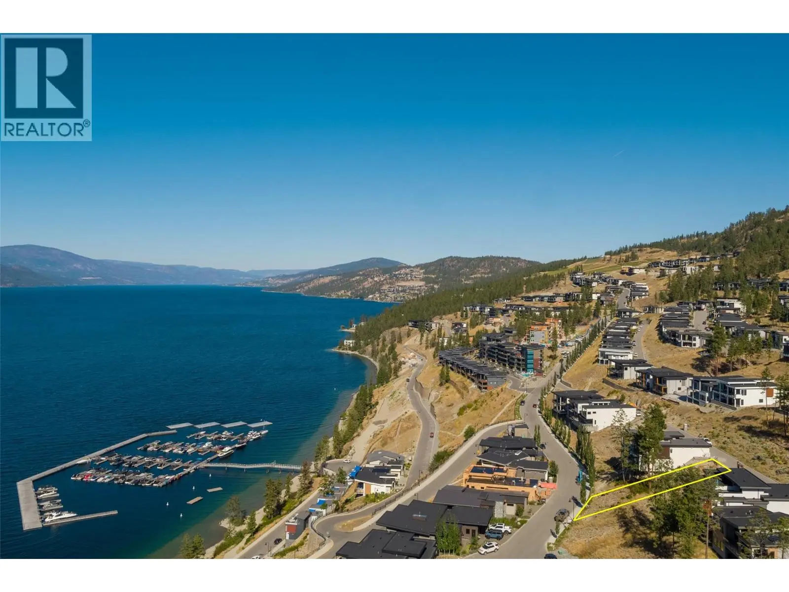 3340 Black Pine Lane. Kelowna, British Columbia