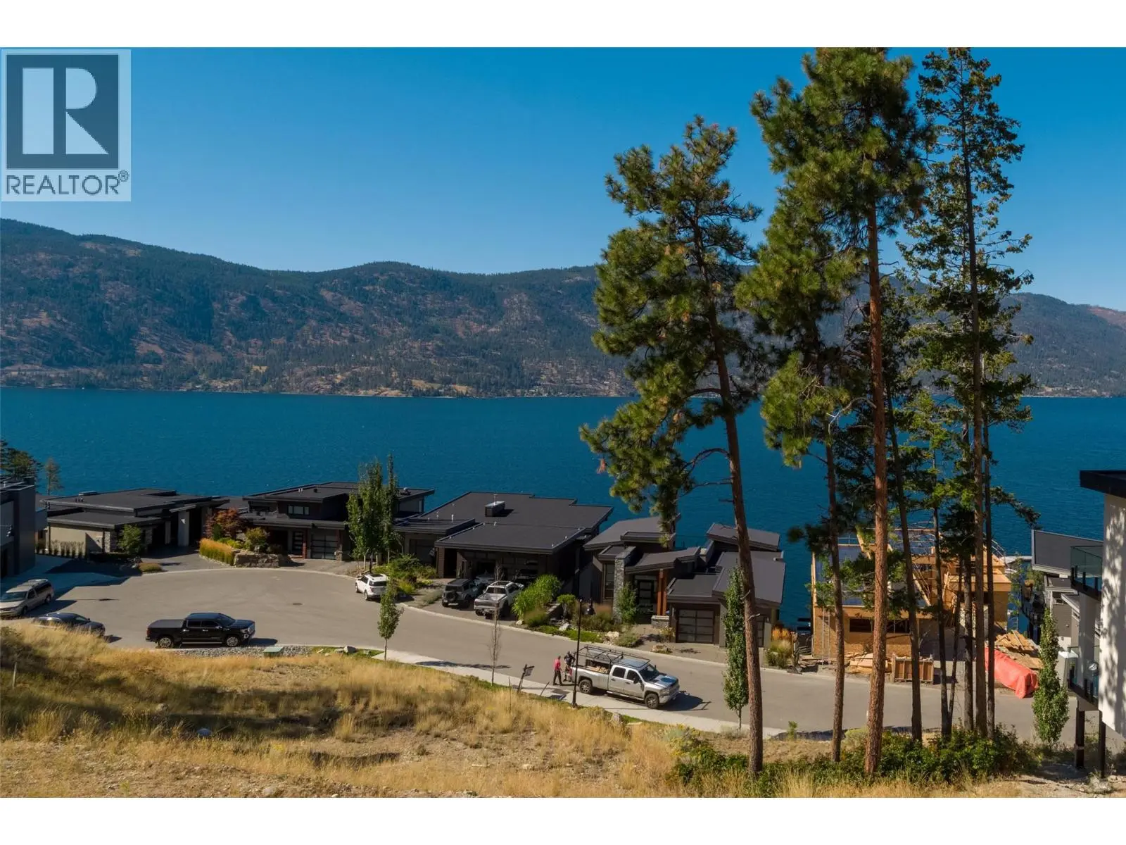 3340 Black Pine Lane. Kelowna, British Columbia