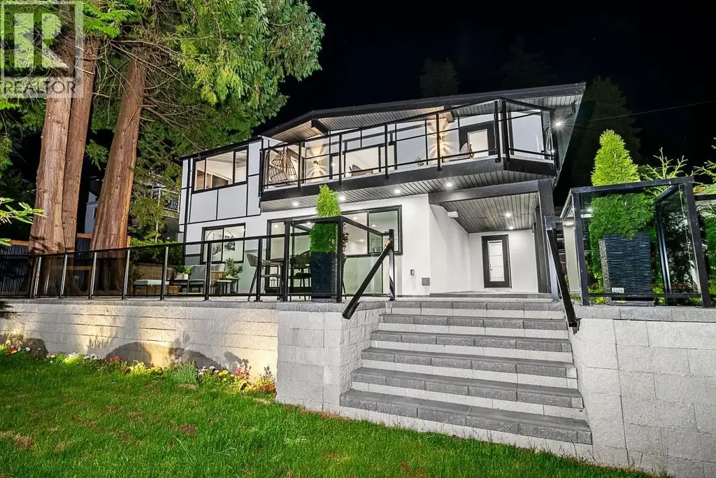531 Greenway Avenue, North Vancouver