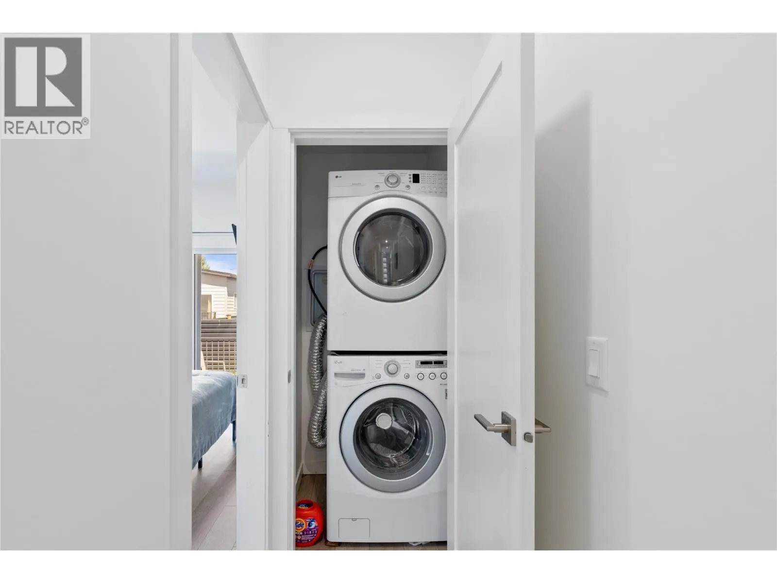 8900 Jim Bailey Road Unit# 107. Kelowna, British Columbia