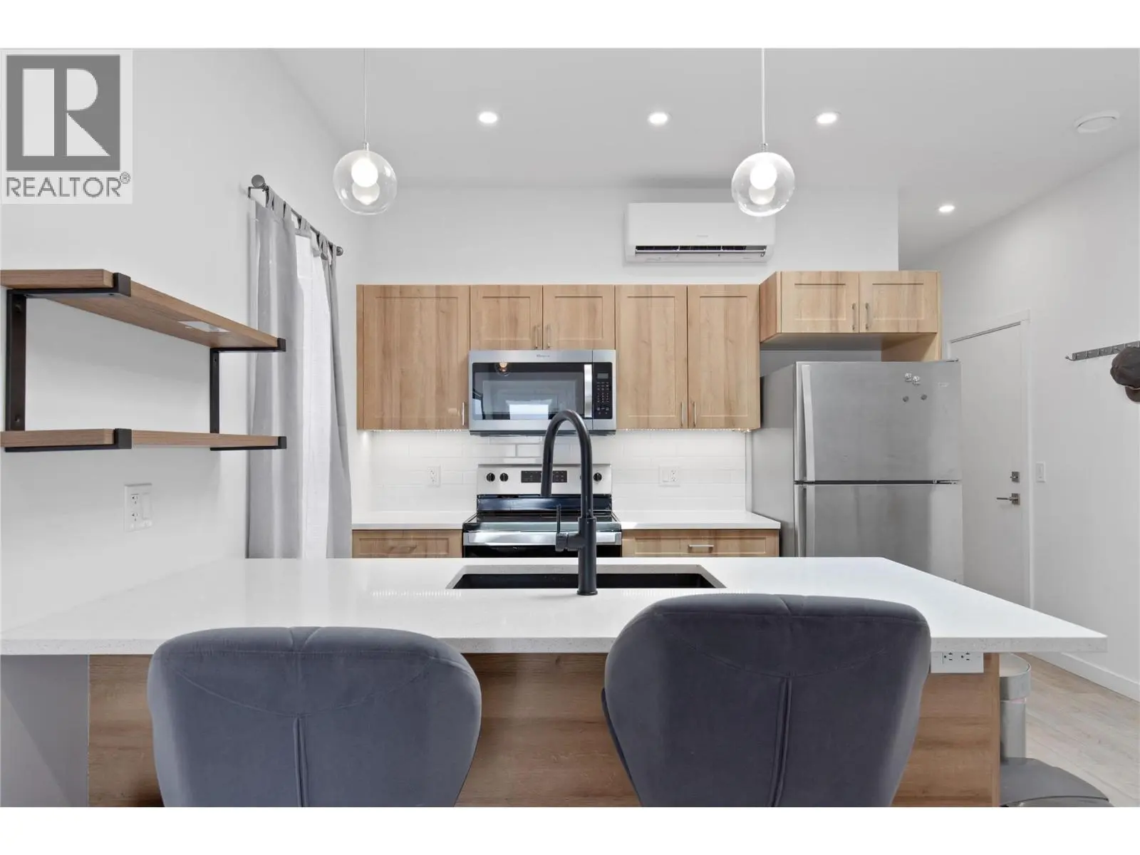 8900 Jim Bailey Road Unit# 107. Kelowna, British Columbia