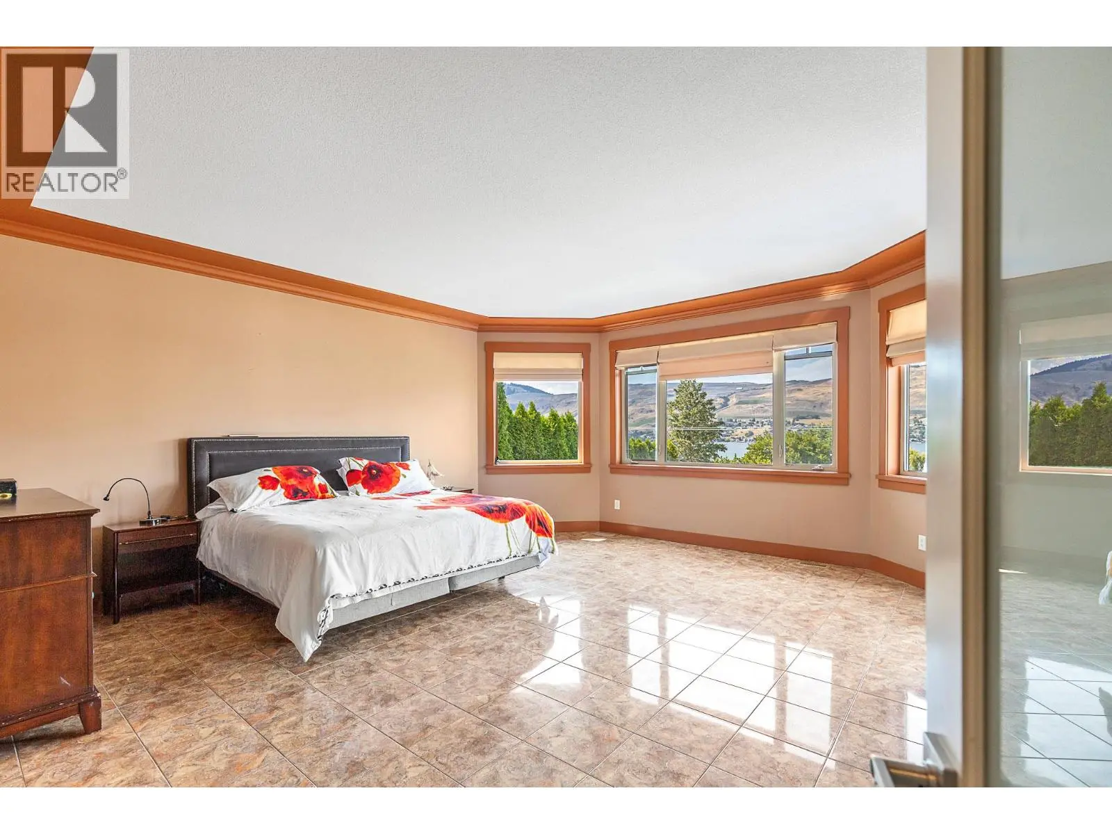 1033 Longacre Place. Vernon, British Columbia